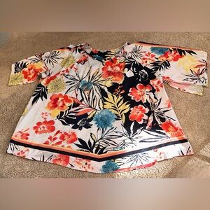 Avenue Multicolor Floral Blouse. Size 26/28
